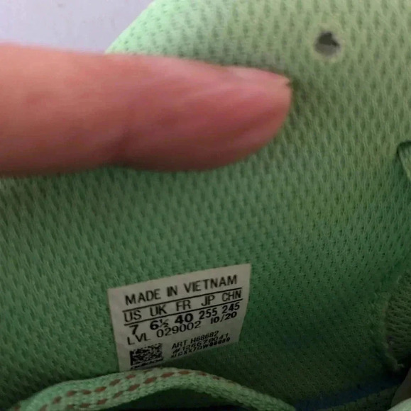 Adidas Deep Threat Baby Yoda Star Wars Shoes size- 7-(40 EU) Used once in excell - Picture 7 of 11